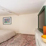 Διαμέρισμα Old Town With Balcony And Ac - Beaches And Nightlife